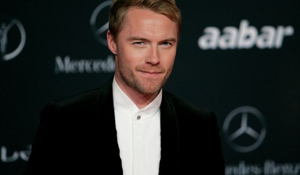 Ronan Keating accepts phone hacking damages